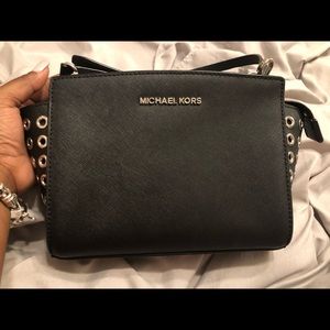 Michael kors crossbody purse